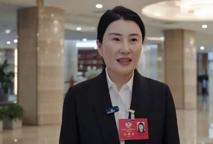 蓝昆.jpg